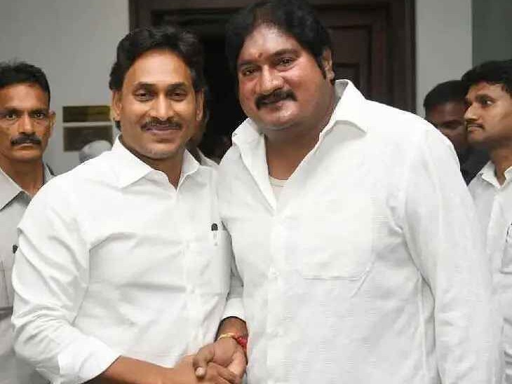 మాజీ CM జగన్‌ను కలిసిన గిరజాల బాబు