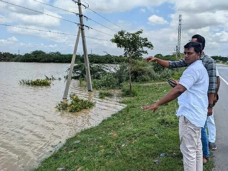 తెగిన మైలవరం కాలువను పరిశీలించిన RDO