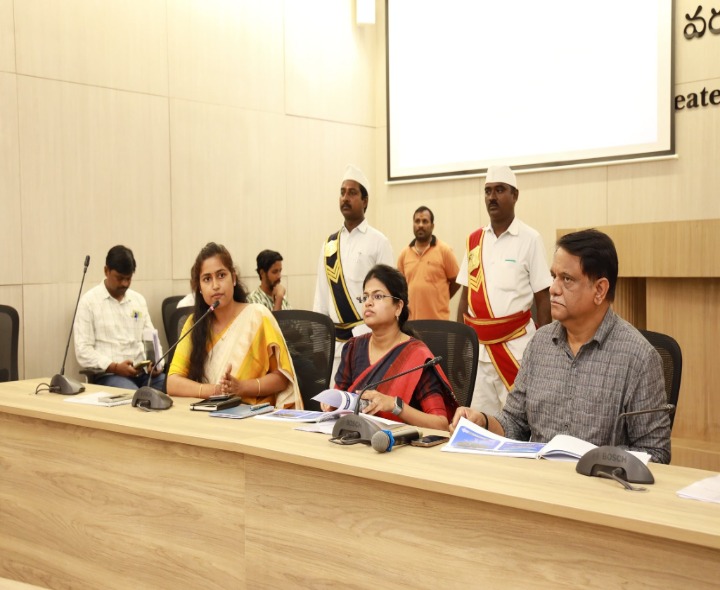 బతుకమ్మ ఏర్పాట్లను ముమ్మరం చేయాలి: కలెక్టర్