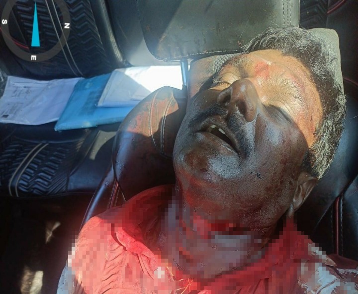 వేములవాడలో మాజీ కౌన్సిలర్ దారుణ హత్య