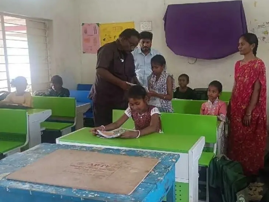 ఎండ్రపల్లి పాఠశాలలను తనిఖీ చేసిన ఎంఈవో ఖాసీం