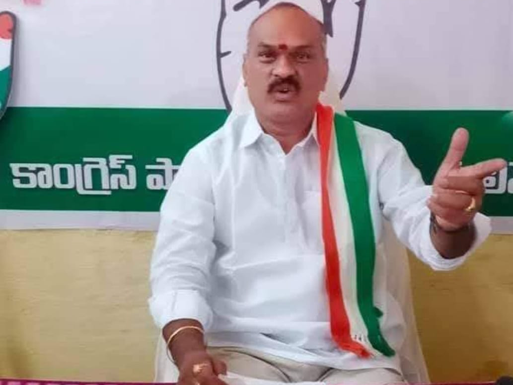 ‘ఉల్లి, టమోటా పంటకు గిట్టుబాటు ధరను కల్పించాలి’