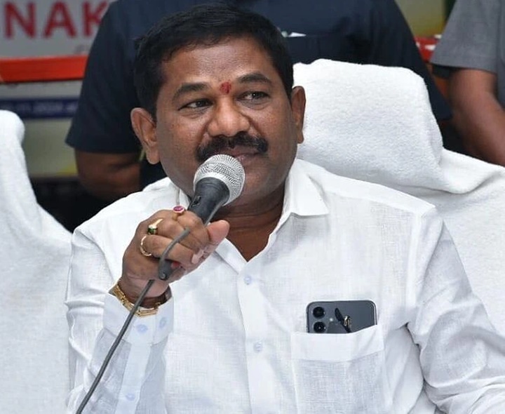 పల్లె సీమల్లో పచ్చదనానికి కృషి: డీబీవీ స్వామి