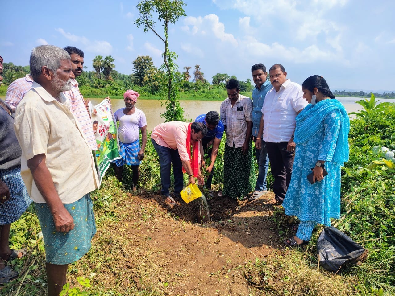 ‘గ్రామాల్లో పరిశుభ్రత పాటించండి’