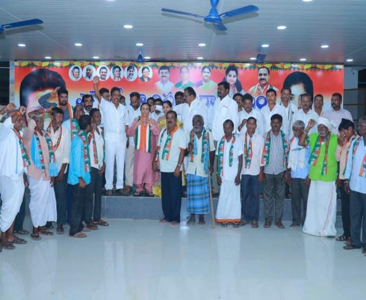 పాలకుర్తిలో కాంగ్రెస్ పార్టీలోకి భారీ చేరికలు