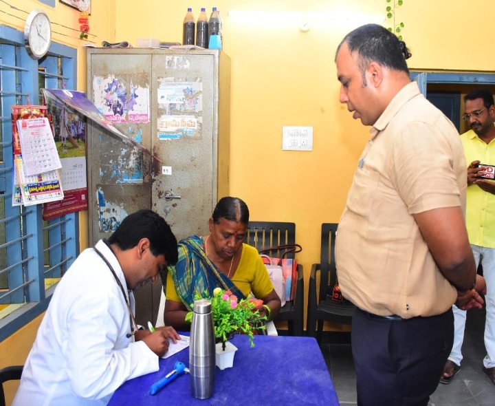‘ప్రతి మహిళకు వైద్య పరీక్షలు నిర్వహించాలి’