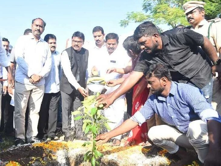 స్వచ్ఛ ఆంధ్రలో పాల్గొన్న మంత్రి, కలెక్టర్