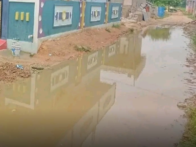 అందని నిధులు.. అభివృద్ధికి ఆటంకం