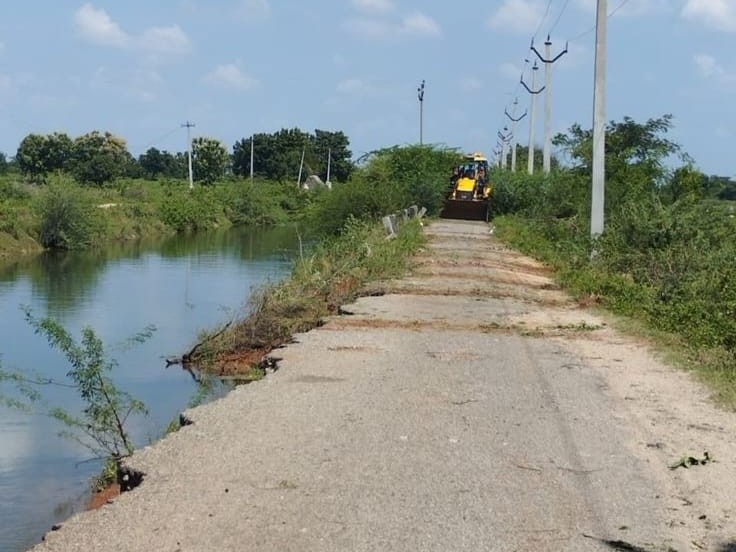 ఎందరికో ఆ గ్రామ యువకులు ఆదర్శం