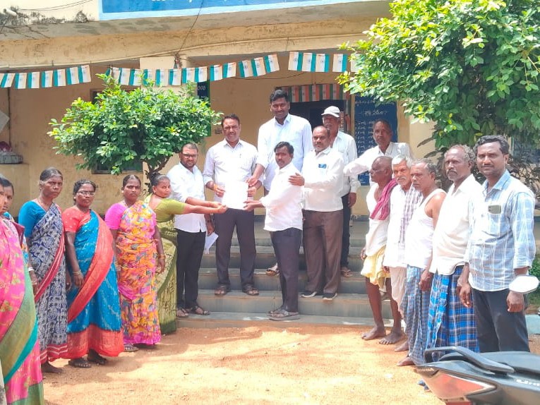 ముఖ్యమంత్రికి పరిపాలించే నైతిక అర్హత లేదు