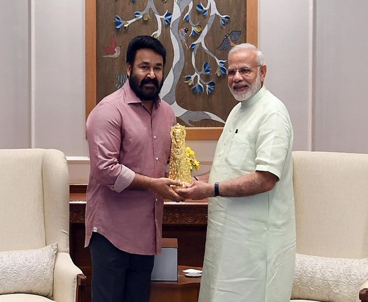 మోహన్‌లాల్‌కు ప్రధాని శుభాకాంక్షలు