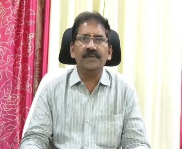 “సెలవుల్లో తరగతులు నిర్వహిస్తే చర్యలు తప్పవు”