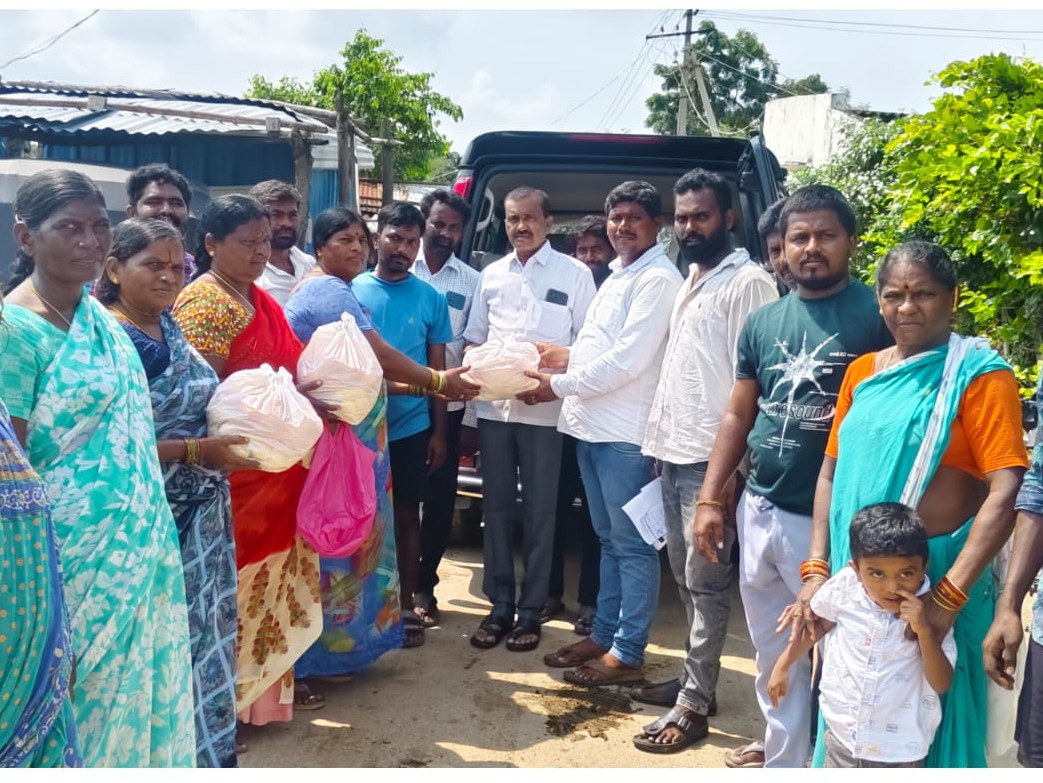 బతుకమ్మ శుభాకాంక్షలు తెలిపిన కాంగ్రెస్ నాయకులు
