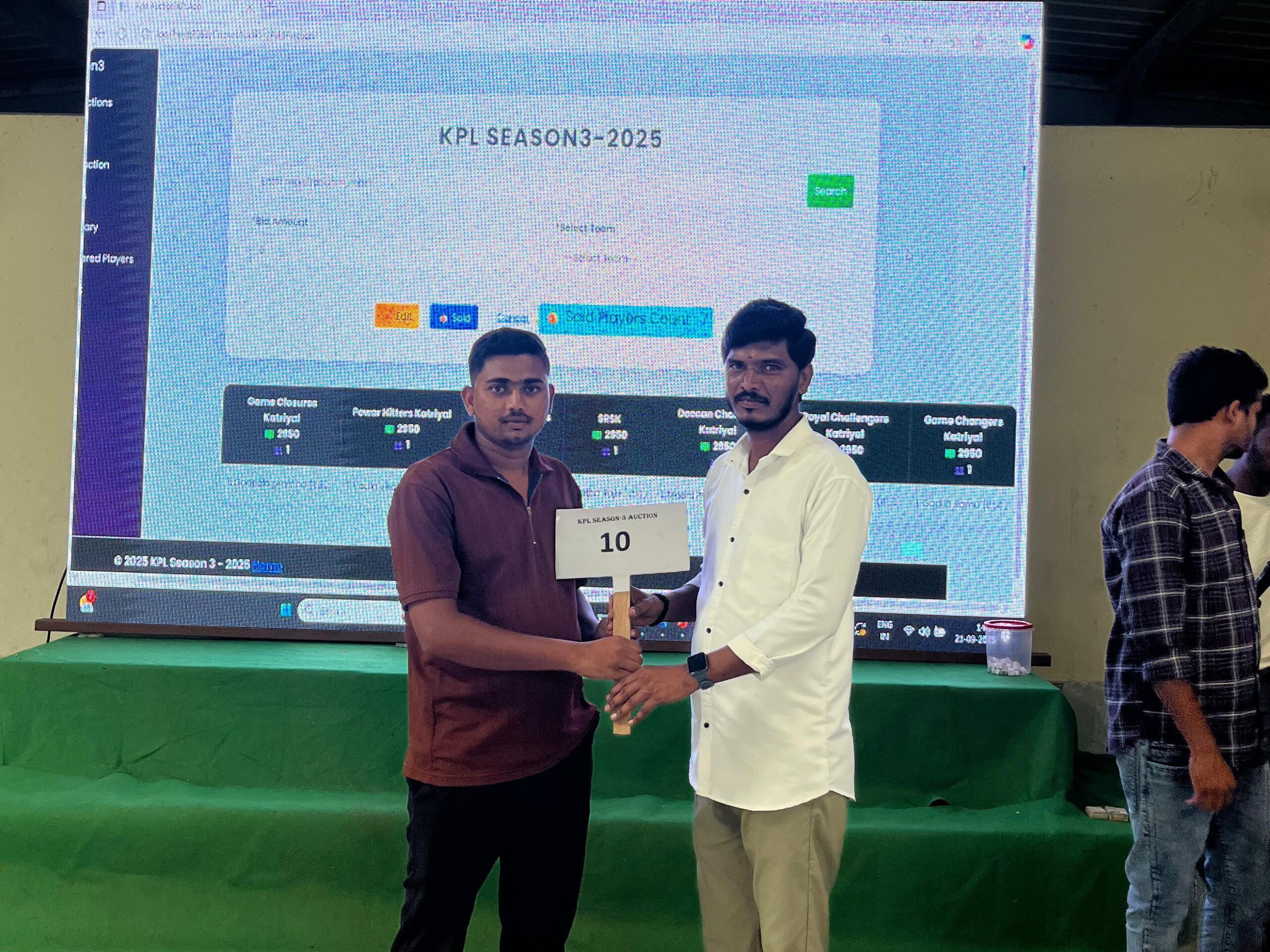 కాట్రియాల ప్రీమియర్ లీగ్ సీజన్ 3 ఆక్షన్