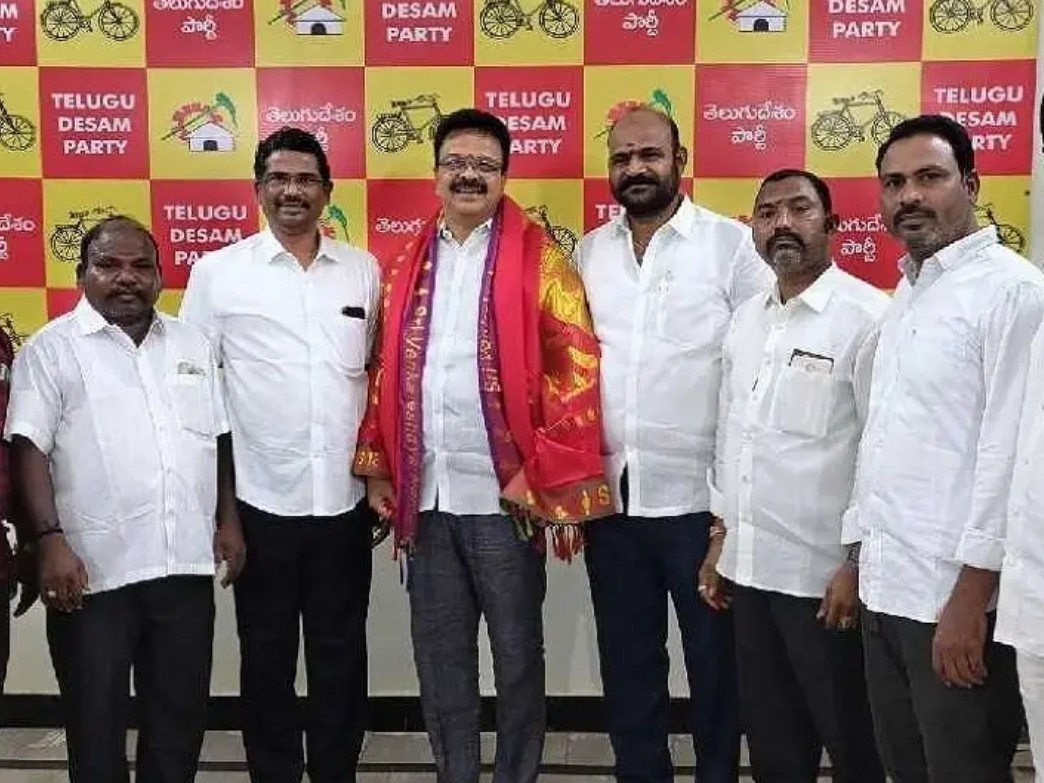 నరసానాయుడును కలిసిన ఏపీఐఐసీ డైరెక్టర్