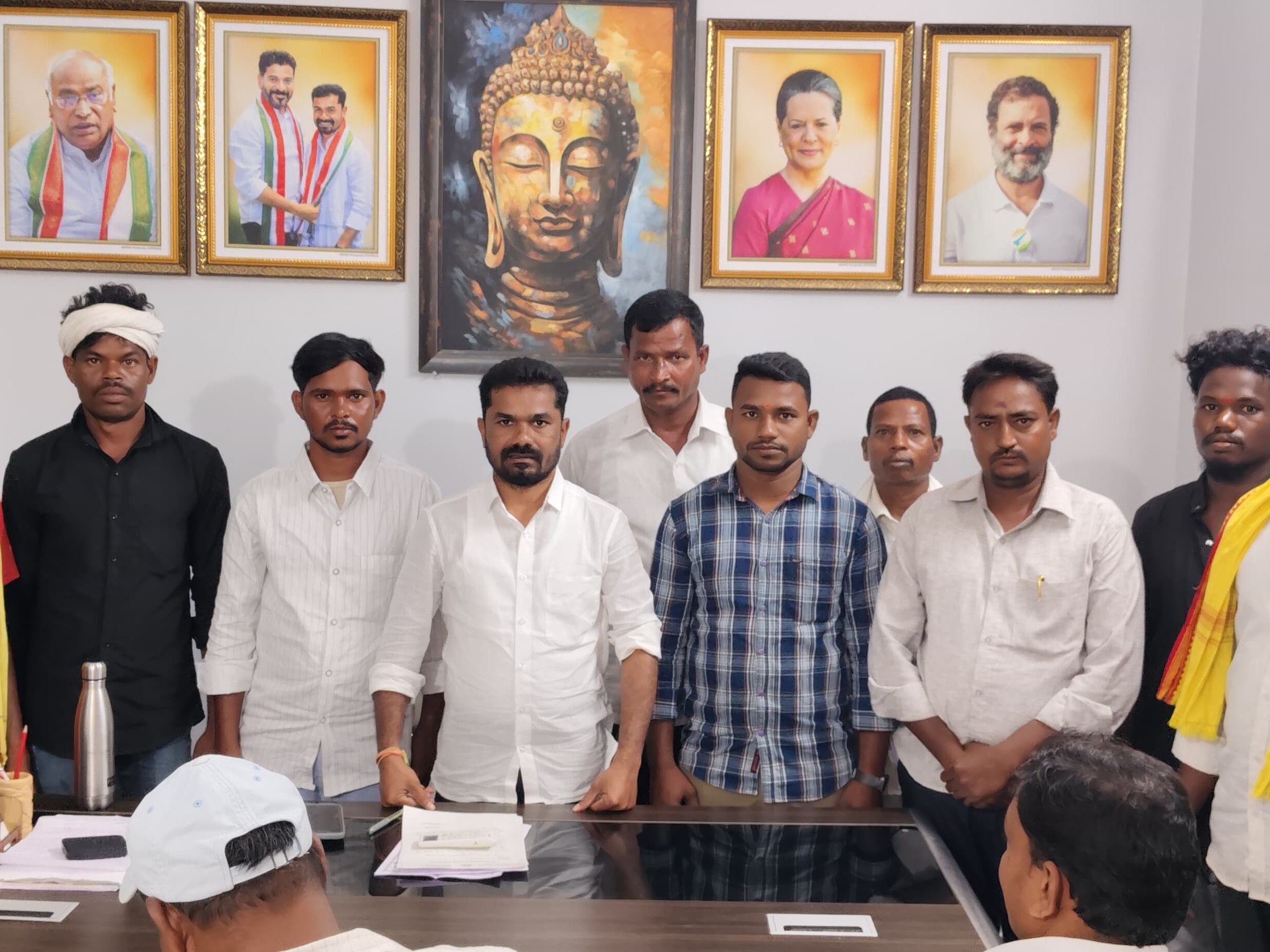 గ్రామ అభివృద్ధికి మరింత కృషి: ఎమ్మెల్యే