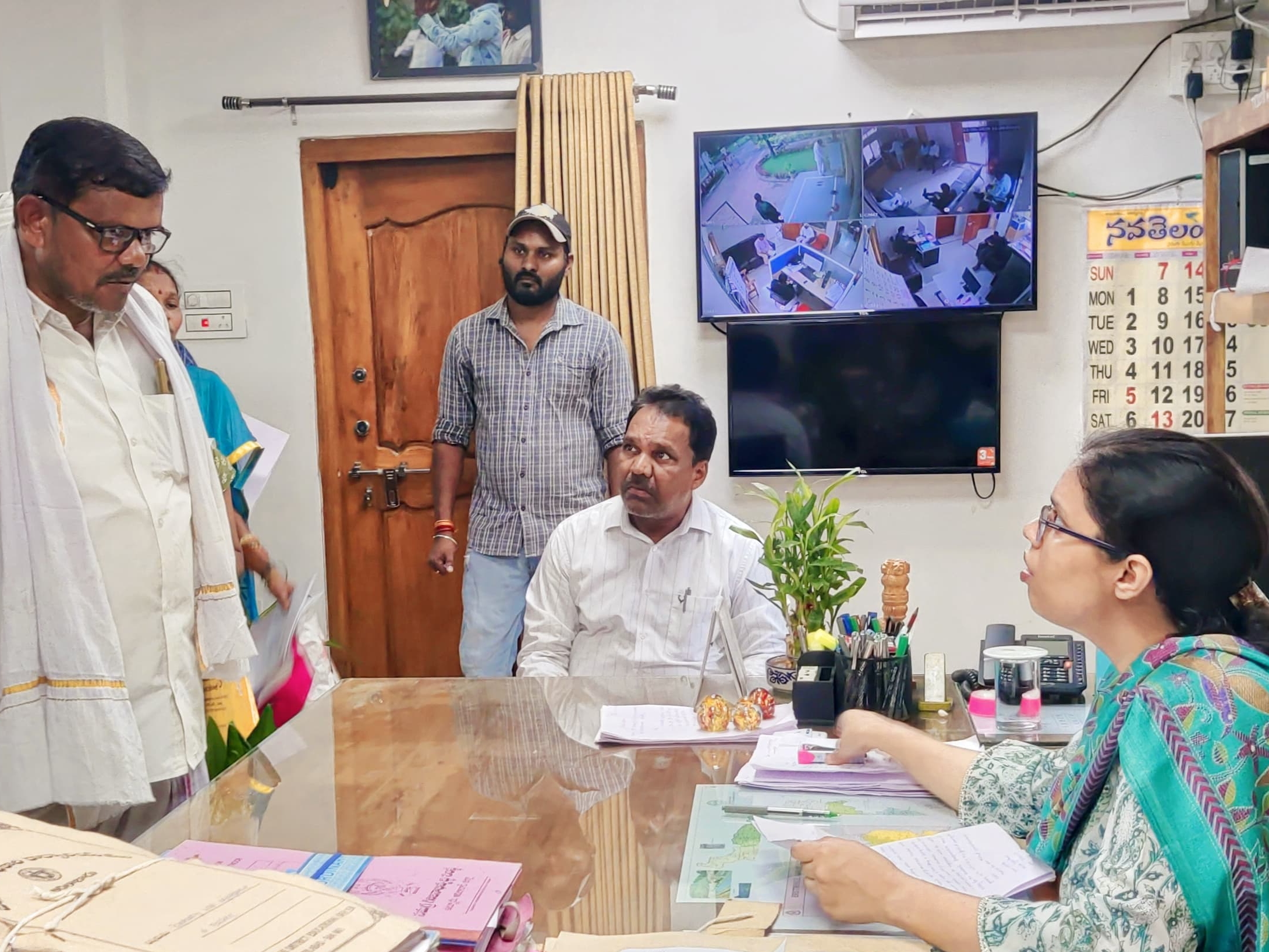 అర్జీలను త్వరగా పరిష్కరించాలి: ఐటీడీఏ పీవో