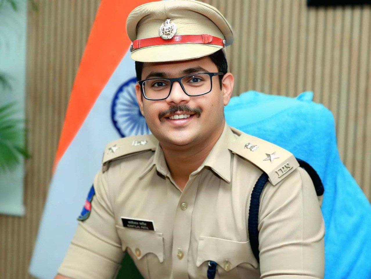 ర్యాష్ డ్రైవింగ్  చేసే వారిపై చట్టపరమైన చర్యలు: SP