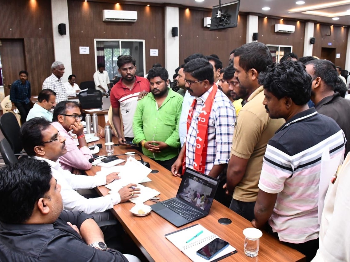 ప్రజా సమస్యల పరిష్కారానికే తొలి ప్రాధాన్యత