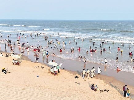 సూర్యలంక బీచ్ ఫెస్టివల్ వాయిదా