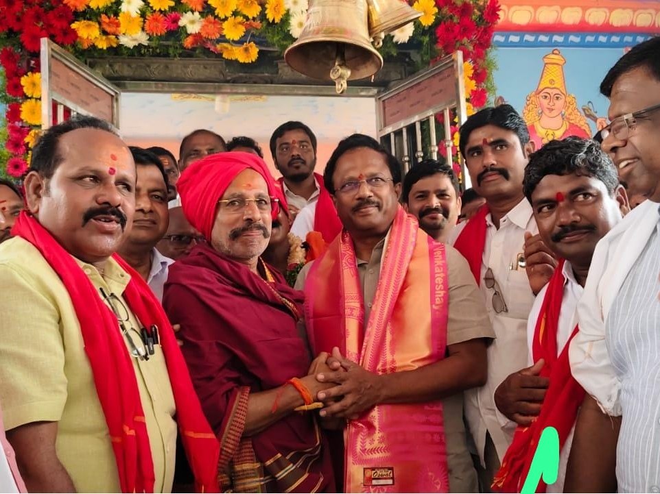 తండాలో శతకలశ మహా కుంభాభిషేక కార్యక్రమం