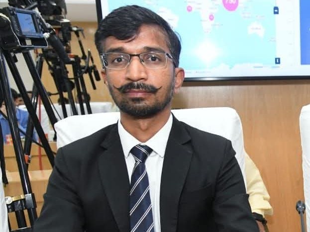 ‘రోడ్లపై వ్యర్థాలు కనిపిస్తే చర్యలు’