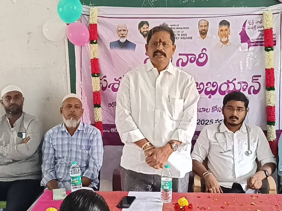 ‘మహిళలు బలంగా ఉంటే సమాజం ధృఢంగా ఉంటుంది’