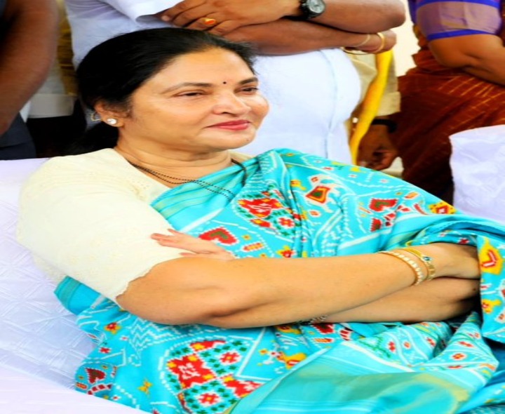 “100 పడకల ఆసుపత్రిగా అప్ గ్రేడ్ చేయండి”