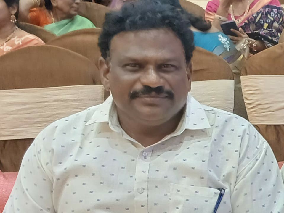 కరీంనగర్ జిల్లా ఉపాధ్యాయుడికి జాతీయ అవార్డు