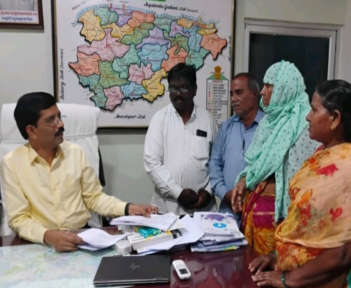 ‘ఈ కార్మికులకు న్యాయం చేయాలి’