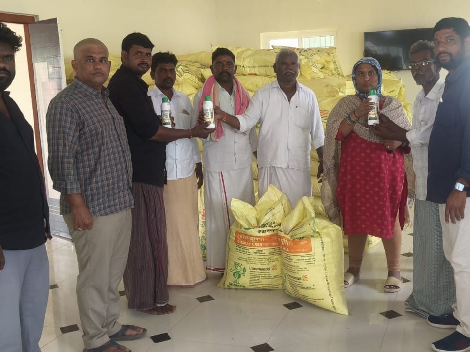 నానో యూరియా పై రైతులకు అవగాహన అవసరం: MRO