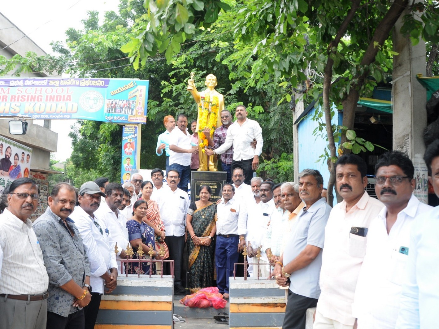 క్రీడా రంగానికి అభినవ్ లేని లోటు తీర్చలేనిది