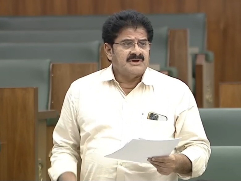 క్యాన్సర్ కేర్ ఆసుపత్రి ఏర్పాటు చేయాలి: MLA
