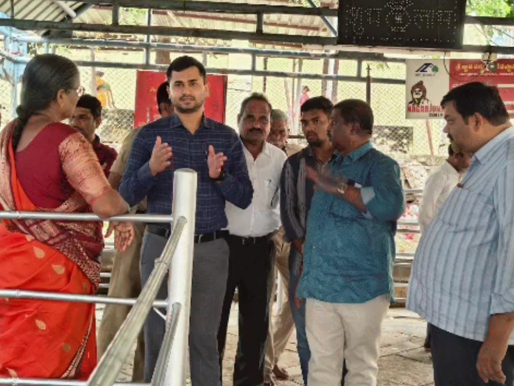 ‘భక్తులకు ఎలాంటి ఇబ్బందులు కలగకుండా చూడాలి’