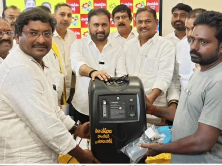 బాలుడు ప్రాణాలను కాపాడిన ఎంపీ