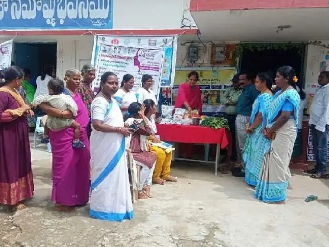 గొల్లపల్లి ప్రాథమిక కేంద్రంలో పోషణ కార్యక్రమం