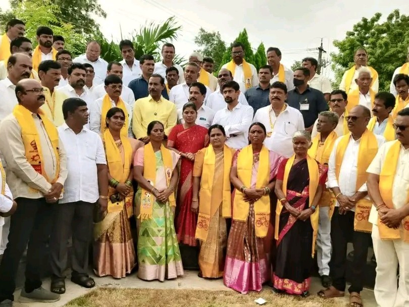 టీడీపీలో చేరిన గరుగుబిల్లి ఎంపీపీ