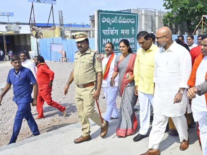 రైల్వేస్టేషన్‌ పనులను పరిశీలించిన ఎంపీ అర్వింద్