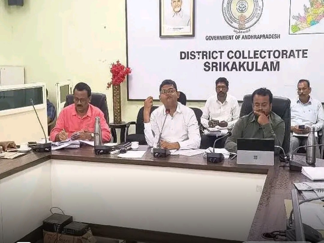 ‘అధికారులు అప్రమత్తంగా ఉండాలి’