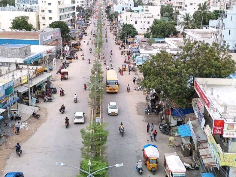 జిల్లా వ్యాప్తంగా డ్రోన్లు ద్వారా పోలీసుల నిఘా