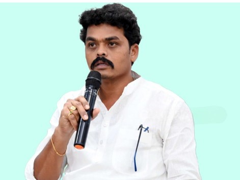 తప్పుడు ప్రచారాలు నమ్మొద్దు: ఎమ్మెల్యే