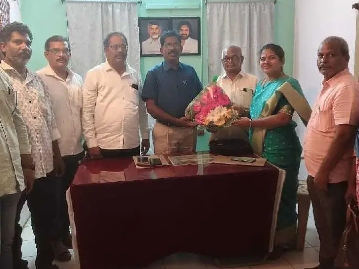ఆకివీడు నూతన ఎంపీడీవోగా బాబురావు