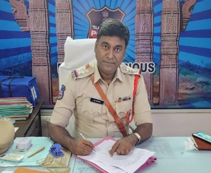 కాశీబుగ్గలో భార్య పై హత్యాయత్నం.. భర్త పై కేసు నమోదు