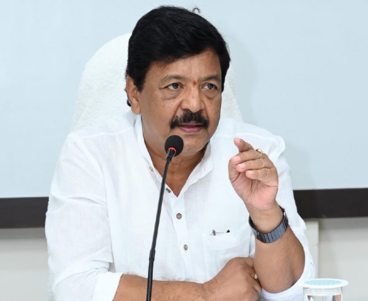 రిసార్ట్స్ ద్వారా రూ.7 కోట్ల ఆదాయం వచ్చేది: దుర్గేష్