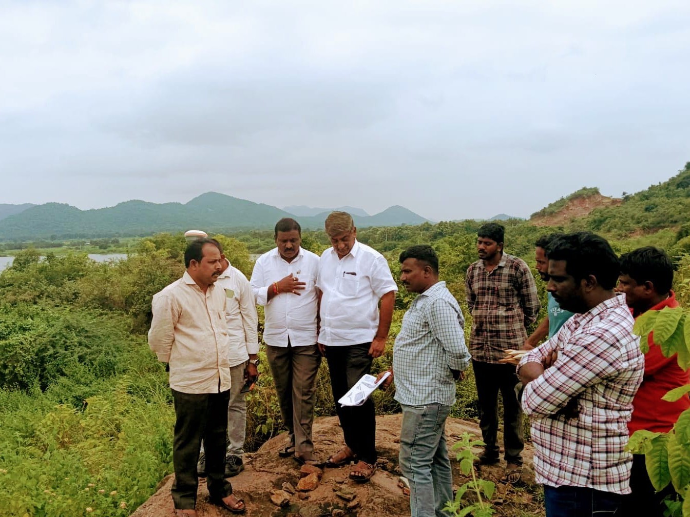 ‘చెరువు అభివృద్ధికి పనులు ప్రారంభం’