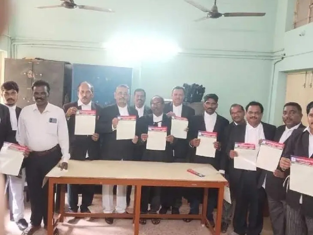 ‘సమస్యలను పరిష్కరించాలని న్యాయవాదుల డిమాండ్’