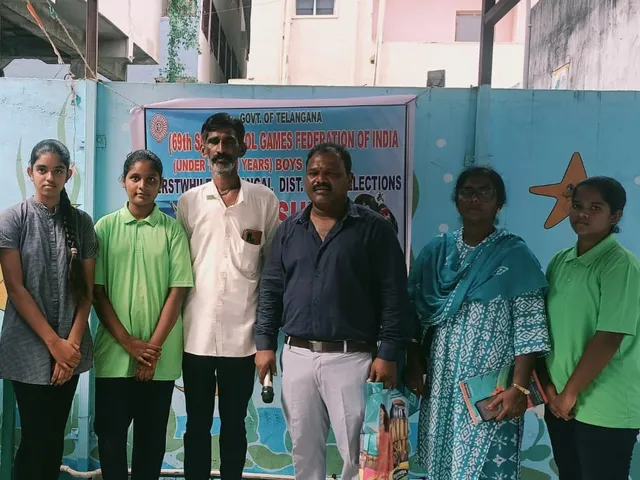 జిల్లాస్థాయిలో ప్రతిభ కనబరిచి రాష్ట్రస్థాయికి ఎంపిక