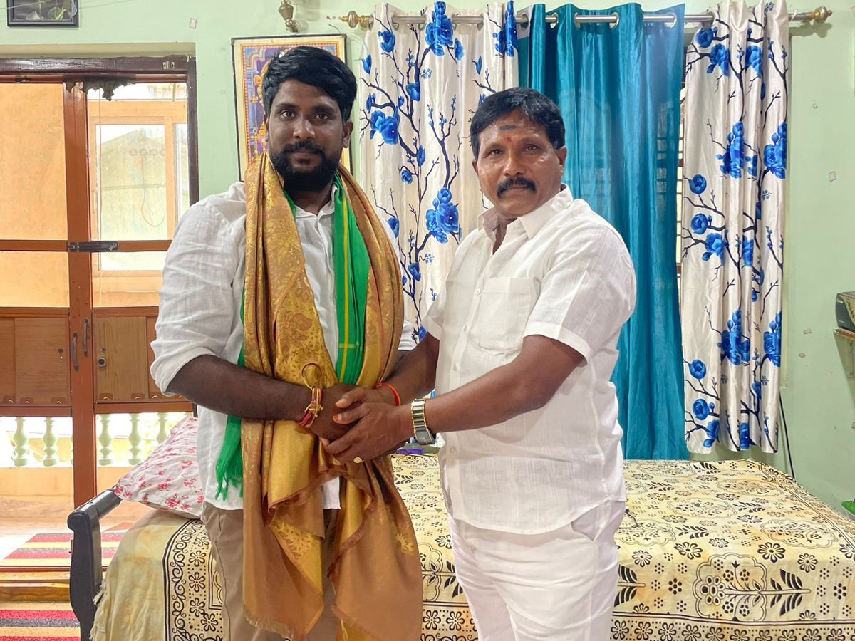భవిష్యత్తులో మరిన్ని పదవులు దక్కాలి: మధు