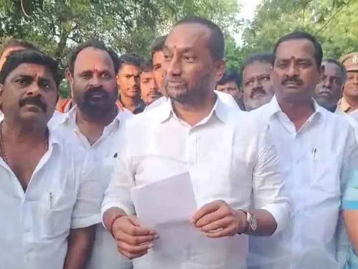 యూట్యూబ్ ఛానల్స్ పై ఎంపీ రఘునందన్ ఫైర్