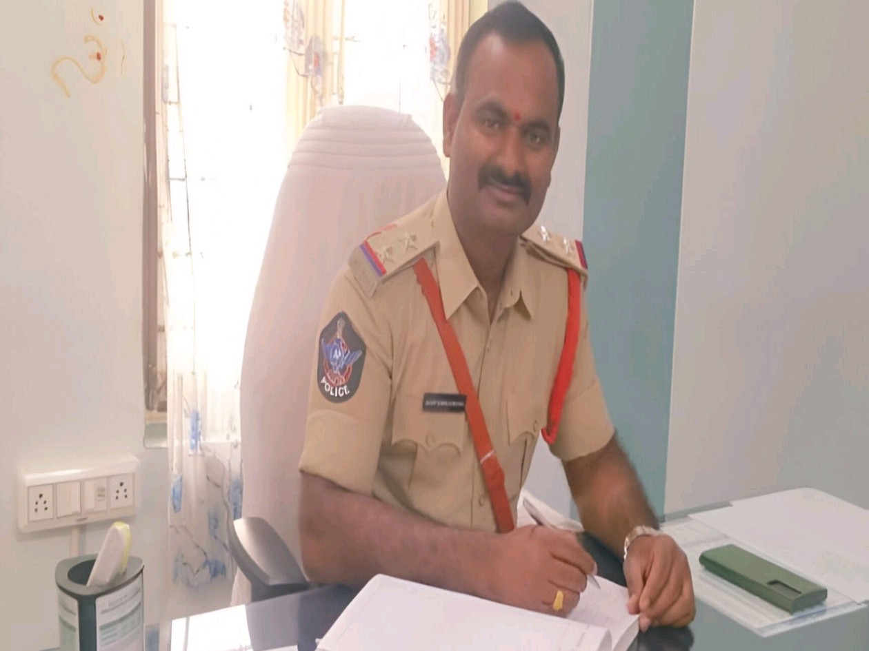 హొళగుందలో  బైండోవర్ కేసులు నమోదు